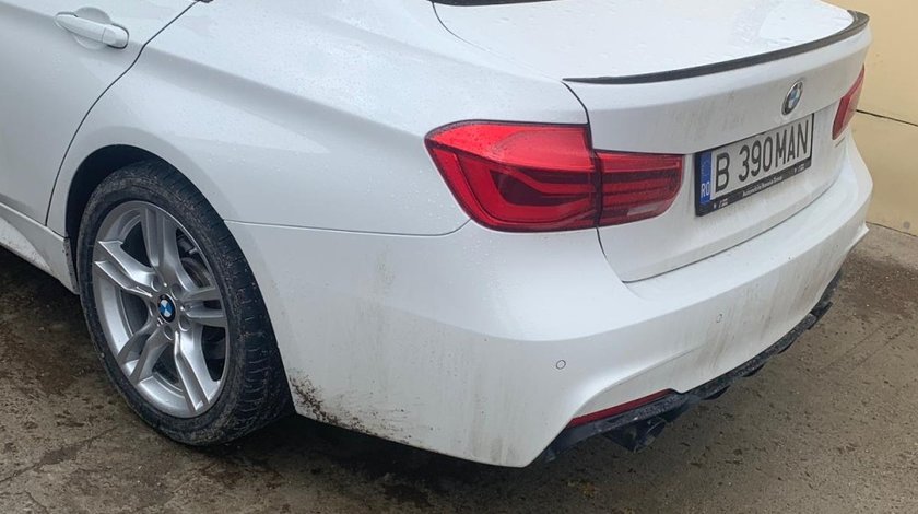 Eleron portbagaj BMW F30 Banda inclusa