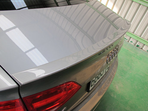 Eleron portbagaj pentru Audi A4 B8 Plastic ABS CALITATE PREMIUM