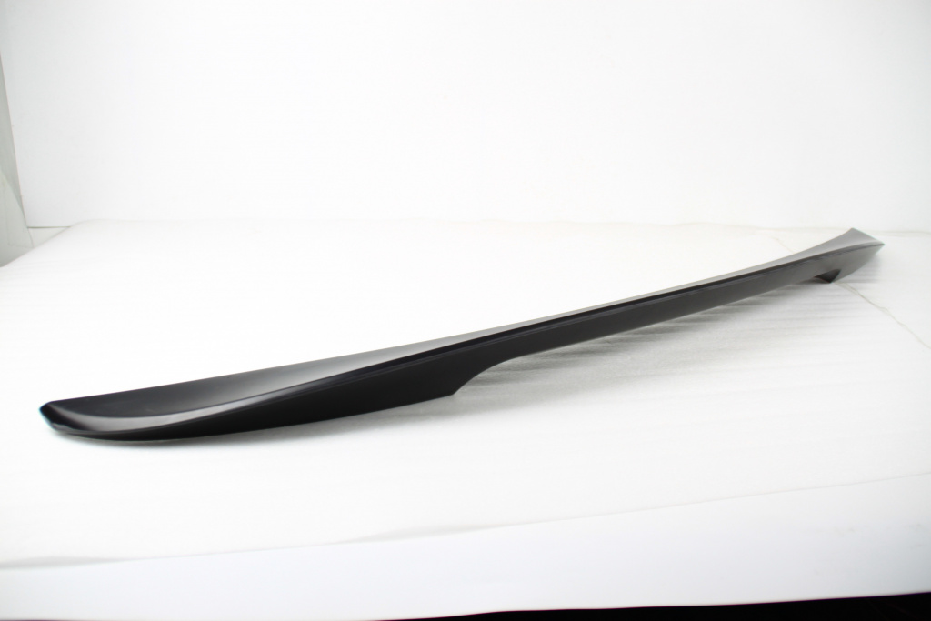 Eleron portbagaj pentru BMW E60 model Performance plastic ABS Produs de calitate