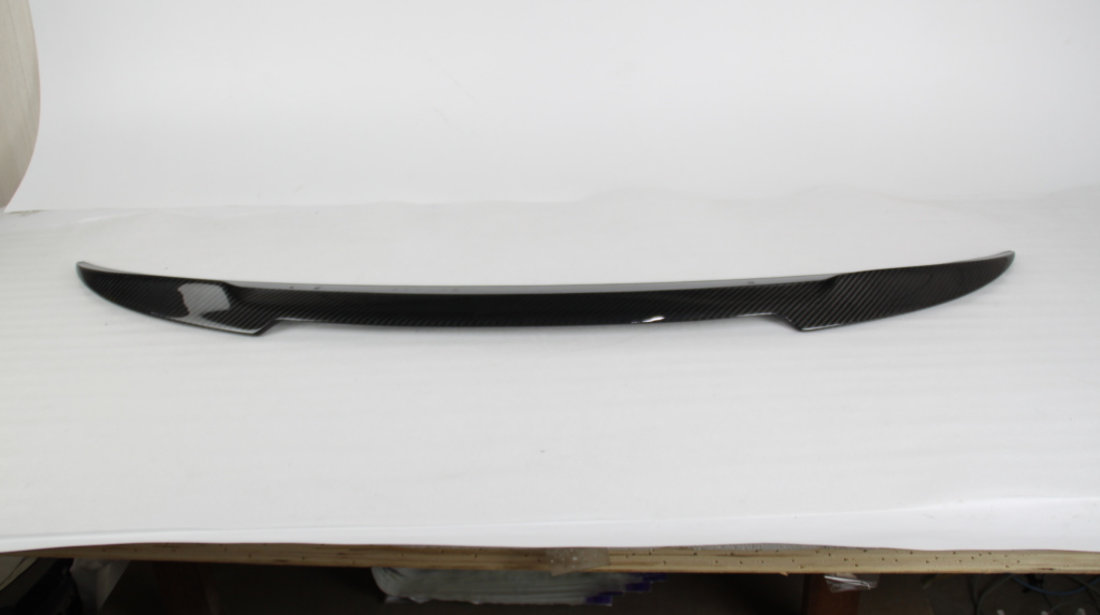 Eleron portbagaj pentru BMW E90 2005-2011 model m4 look carbon Produs de calitate