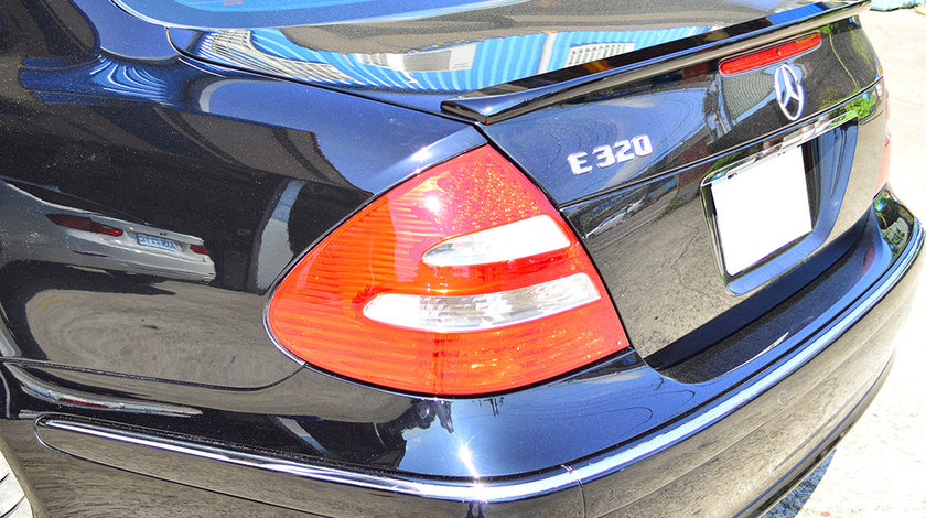 Eleron portbagaj pentru Mercedes w211 E klasse model Lorinser plastic abs CALITATE PREMIUM