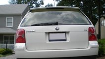 Eleron spoiler haion luneta VW Passat variant B5 B...