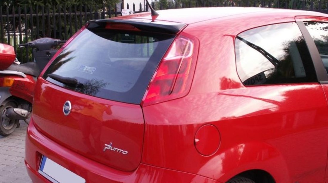 Eleron spoiler hayon Fiat Grande Punto