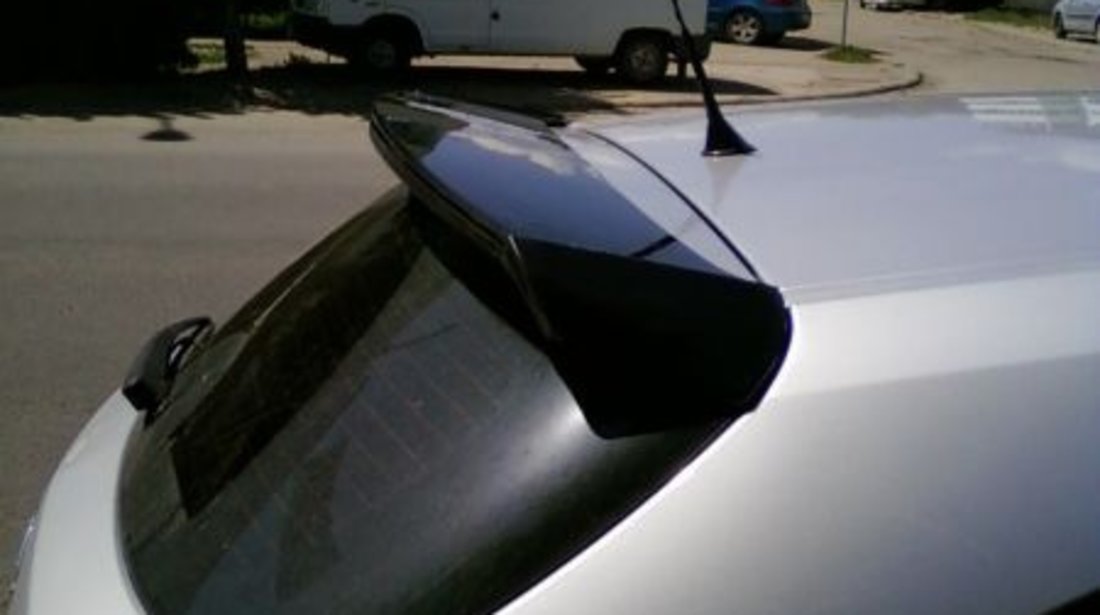 Eleron spoiler hayon Opel Astra H gtc irmscher