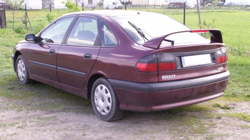 Eleron spoiler hayon renault Laguna 1 wide