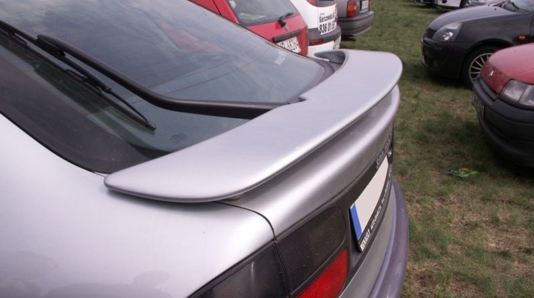 Eleron spoiler hayon Renault laguna 1