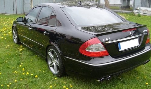 Eleron spoiler portbagaj Mercedes E Class W211