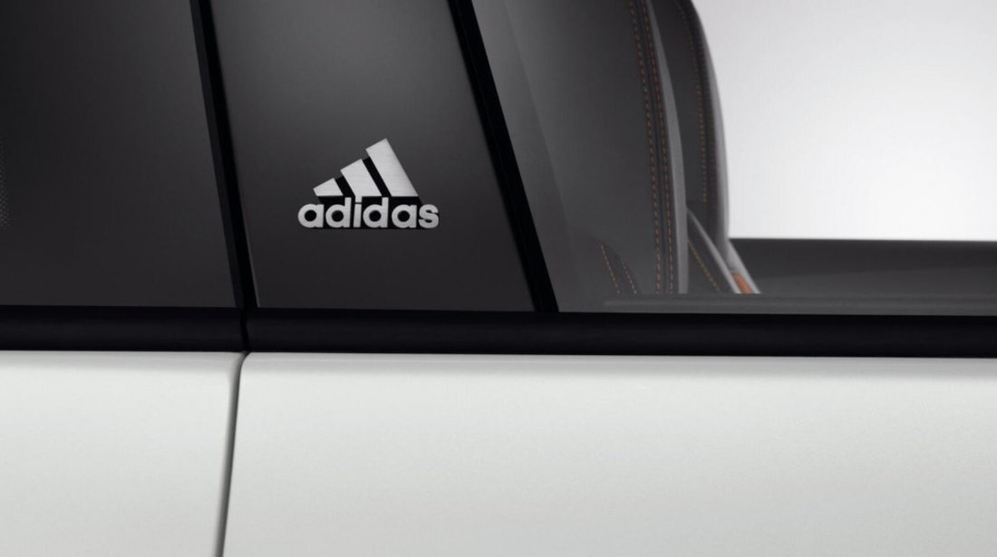 Emblema Adidas Oe Volkswagen 5K0853621FXC