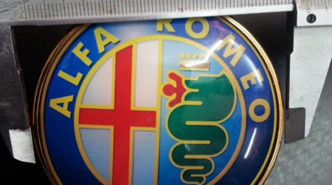 Emblema Alfa Romeo capota sau portbagaj