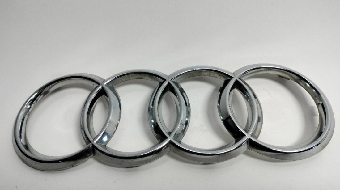 Emblema AUDI A3 II Sportback (8PA) [ 2004 - 2015 ] TDI 16V (BKD, CBAB, CFFB, CLJA) 103KW|140HP VAG OEM 8X0853605