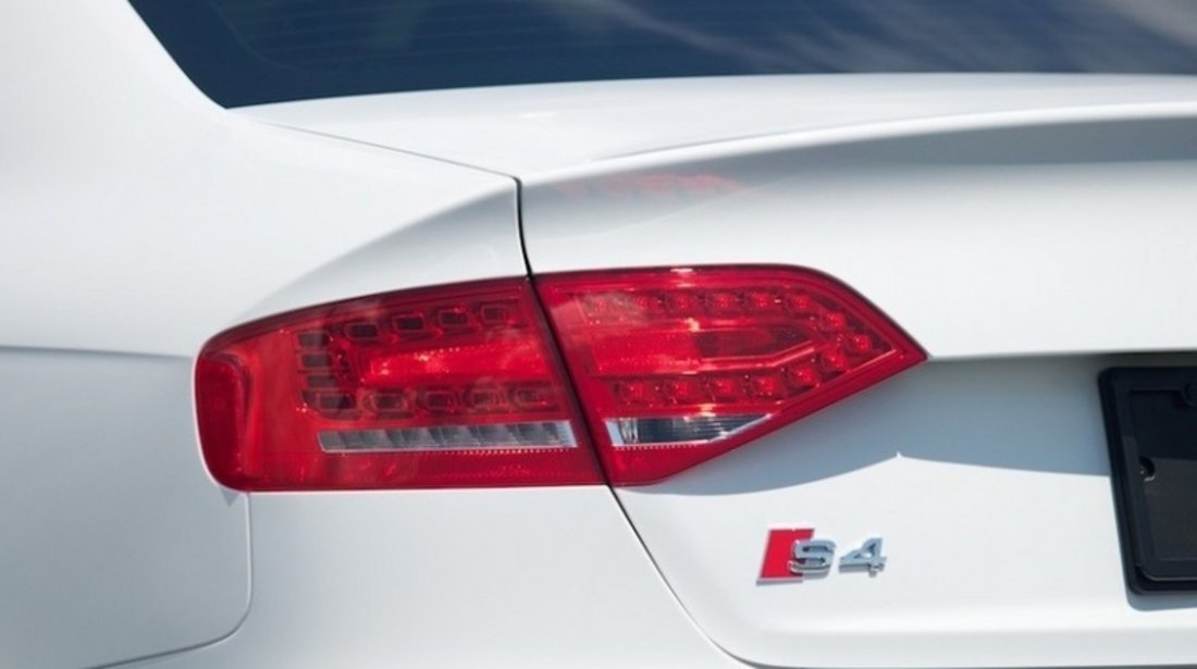 Emblema Audi S4 Crom