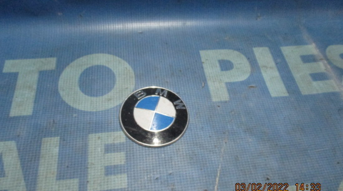 Emblema BMW F11 2013; 7057794 (fata)