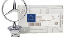 Emblema Capota Motor Oe Mercedes-Benz C-Class W203...