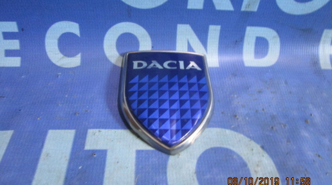 Emblema Dacia Logan 2006 (fata)