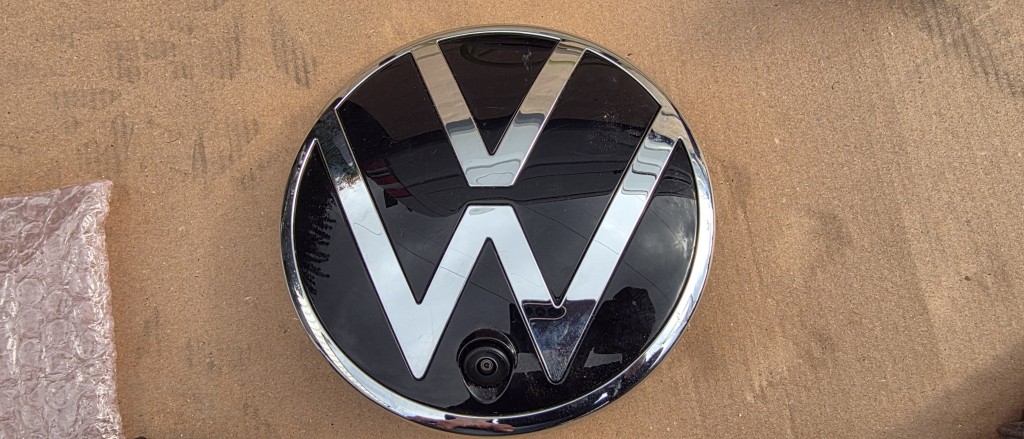 Emblema fata cu camera Vw Amarok 2 2022 2023 2024