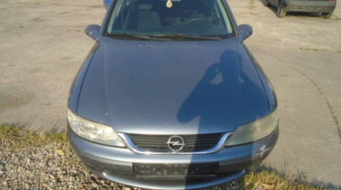 Emblema fata Opel Vectra B 2001 Hatchback 1.8