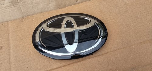 Emblema fata Toyota Corolla / Rav 4 / C-HR 2016 2017 2018 2019