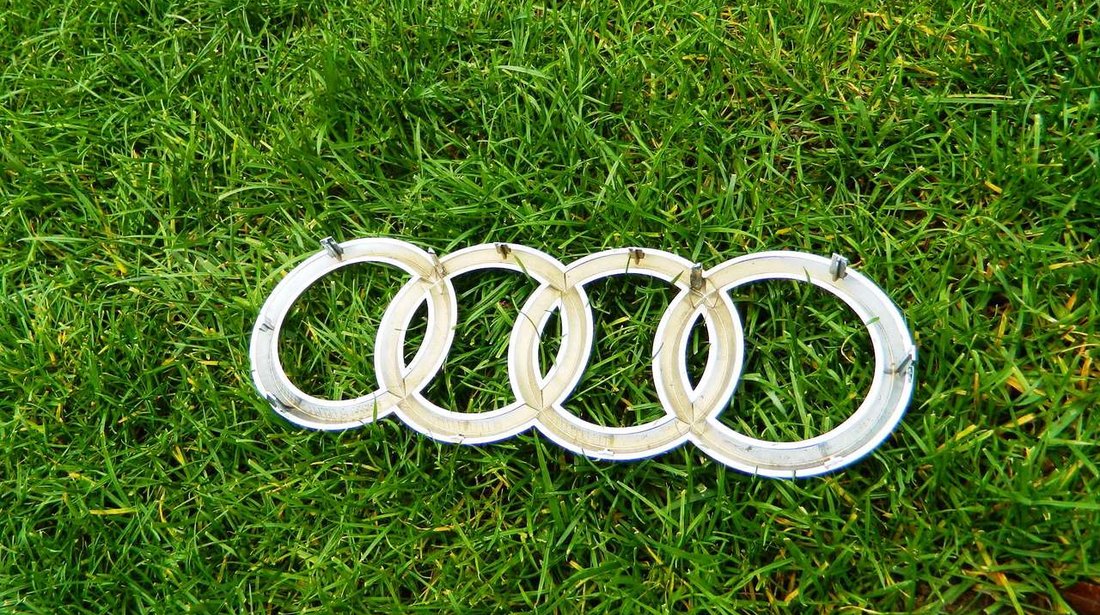 Emblema grila Audi