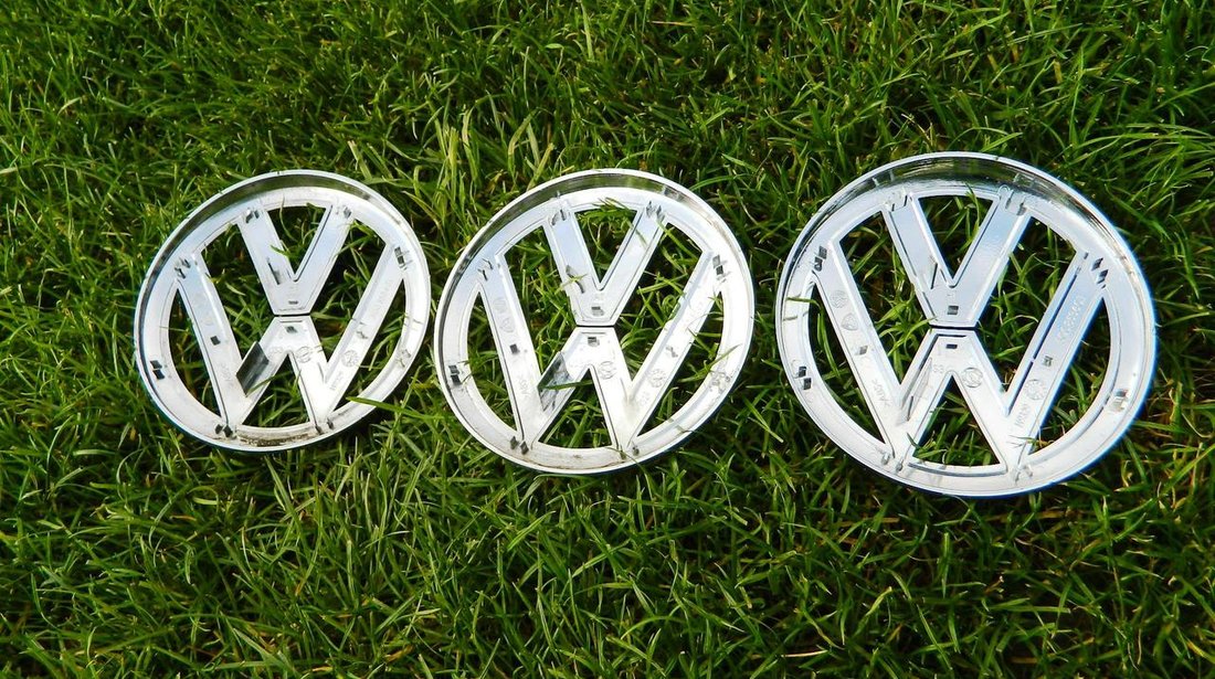 Emblema grila capota VW Golf 7 ,cod 5G0853601