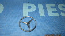 Emblema Mercedes C200 W203;  A2037580058