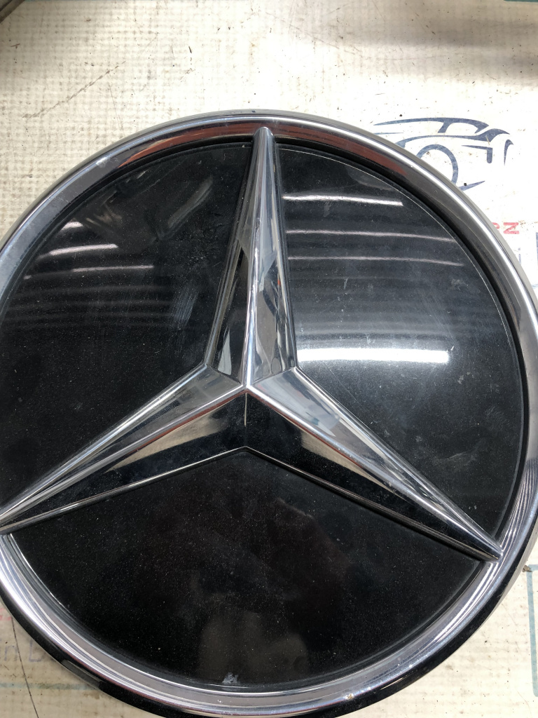 Emblema Mercedes G63 2022