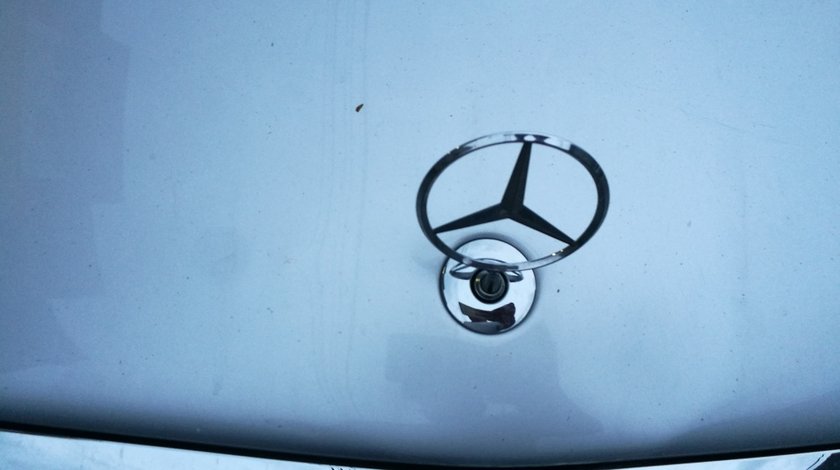 Emblema Mercedes W211 facelift e class