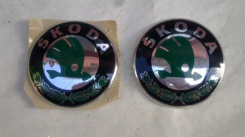 Emblema skoda superb 2010