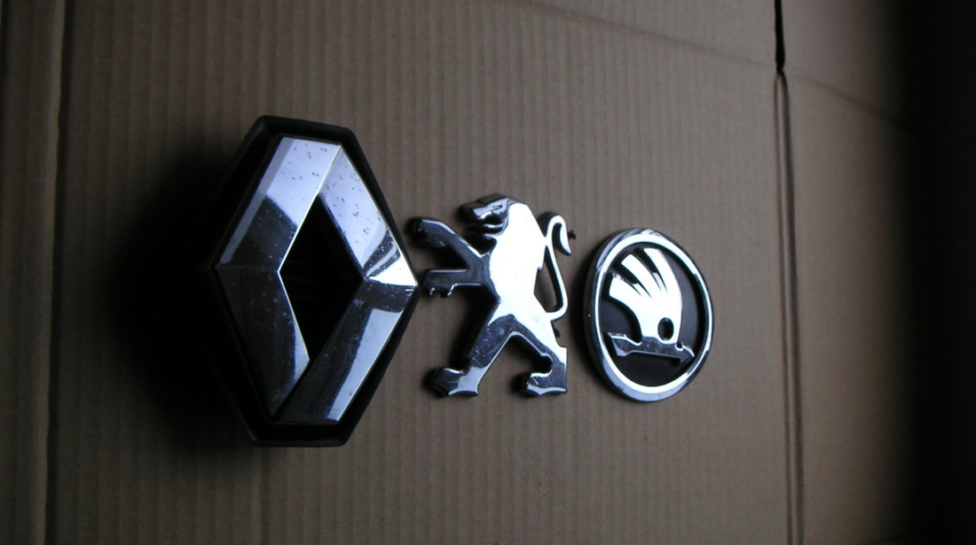 Emblema spate Peugeot 307 Facelift cod - 9648048380