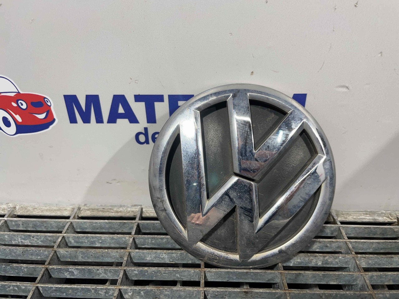 EMBLEMA VW PASSAT PASSAT - - (2010 2014)
