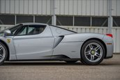 Enzo Ferrari de vanzare