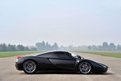 Enzo rupt in doua si reparat de Ferrari