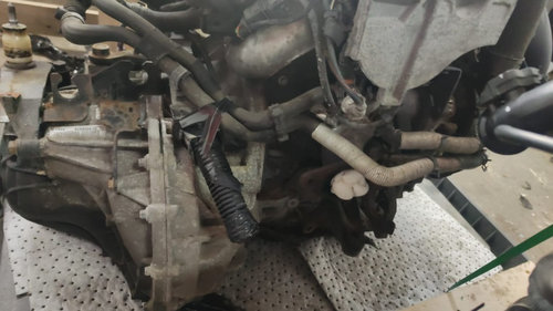 Epurator gaze Nissan Primastar 2.0 DCI 114 Cp / 84 KW cod motor M9R , an 2012