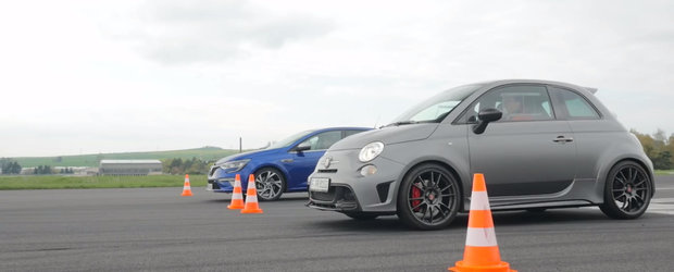 Este duelul cailor putere si al greutatii. Scurta liniuta intre Renault Megane GT si Fiat 500 Abarth