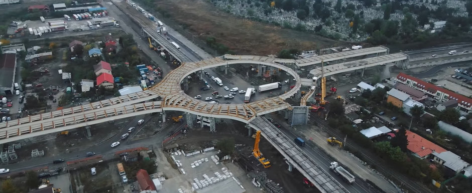 Este inceputul unei noi ere. Cum arata giratoriul suspendat de la Domnesti, lucrarea de infrastructura care te face sa te simti ca in Dubai sau SUA Este inceputul unei noi ere. Cum arata giratoriul suspendat de la Domnesti, lucrarea de infrastructura care te face sa te simti ca in Dubai sau SUA