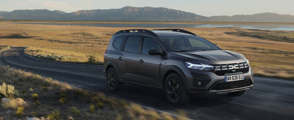 Este inceputul unei noi ere. Dacia prezinta oficial noul Jogger HYBRID 140, primul automobil cu propulsie hibrida din istoria companiei de la Mioveni. Cat costa in Romania Este inceputul unei noi ere. Dacia prezinta oficial noul Jogger HYBRID 140, primul automobil cu propulsie hibrida din istoria companiei de la Mioveni. Cat costa in Romania
