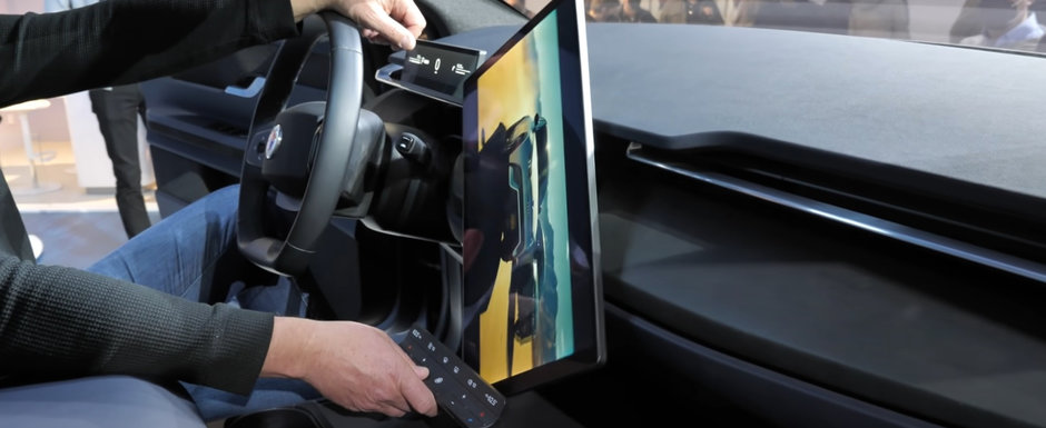 Este oficial: s-a lansat si in Europa! Noua masina americana are panouri solare la exterior si un display rotativ de 17.1 inch la interior! Cum arata in realitate Este oficial: s-a lansat si in Europa! Noua masina americana are panouri solare la exterior si un display rotativ de 17.1 inch la interior! Cum arata in realitate
