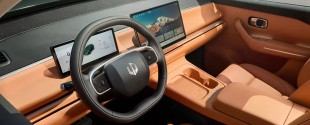 Este oficial: s-a lansat si in Romania. Noua masina a chinezilor se bate cu Tesla si e vanduta de catre Stellantis