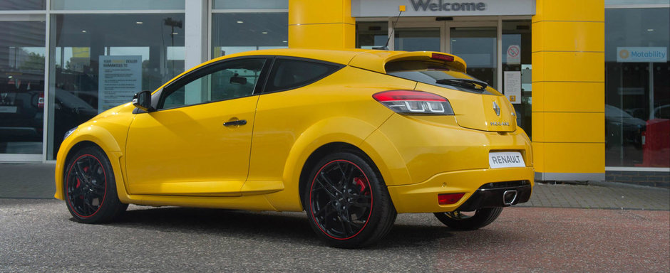 Este sfarsitul unei ere. Fa cunostinta cu ultimul Megane RS din lume. Este sfarsitul unei ere. Fa cunostinta cu ultimul Megane RS din lume.