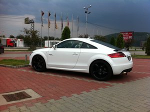 Este vreo modalitate de a pune un blow off HKS pe Audi TT 2.0 TFSI ?