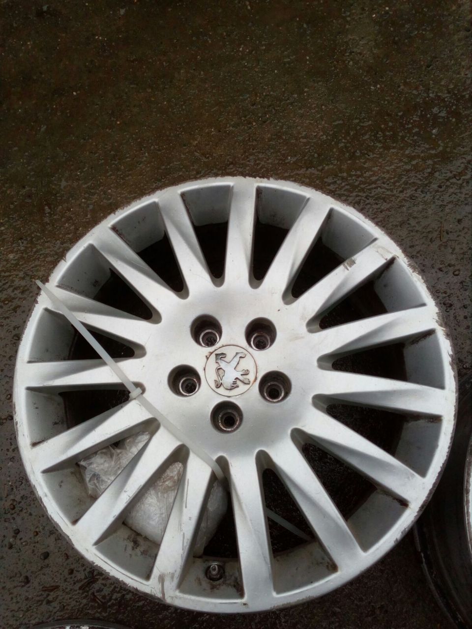 Et 8010 Jante Peugeot 407, 235/45 ZR18 , 7.5Jx18CH546, 5x108 22065938