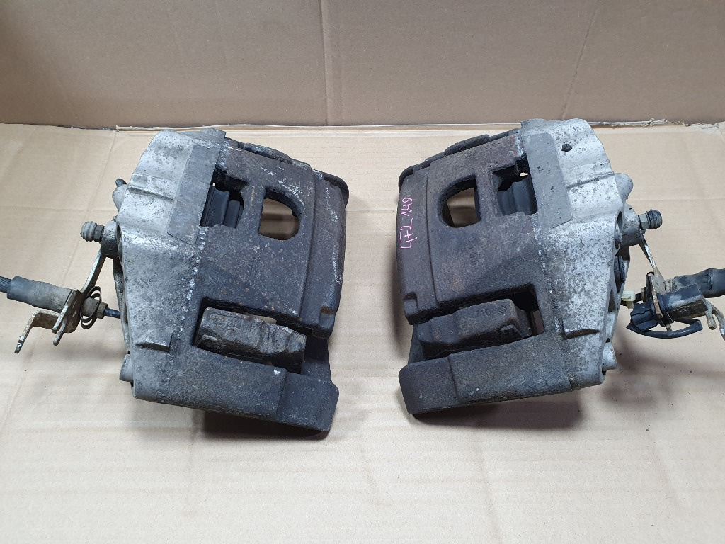 Etrier cu suport fata Audi A6 C6 (4F2) 2.7 TDI 2006