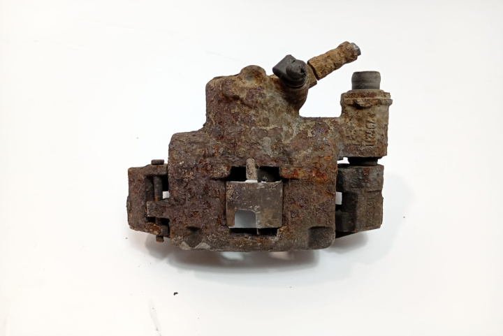 Etrier cu suport stanga fata Fiat Panda 2 [2003 - 2011]