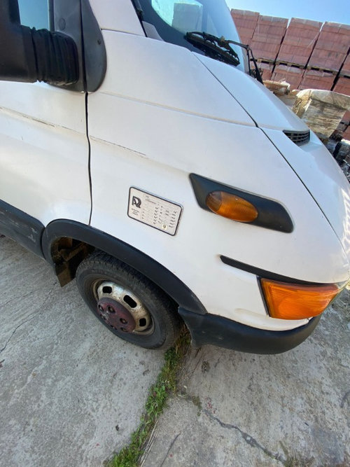Etrier dreapta fata Iveco Daily 3 50C13 , 2.8 HPI tip motor 8140.43S an 2006