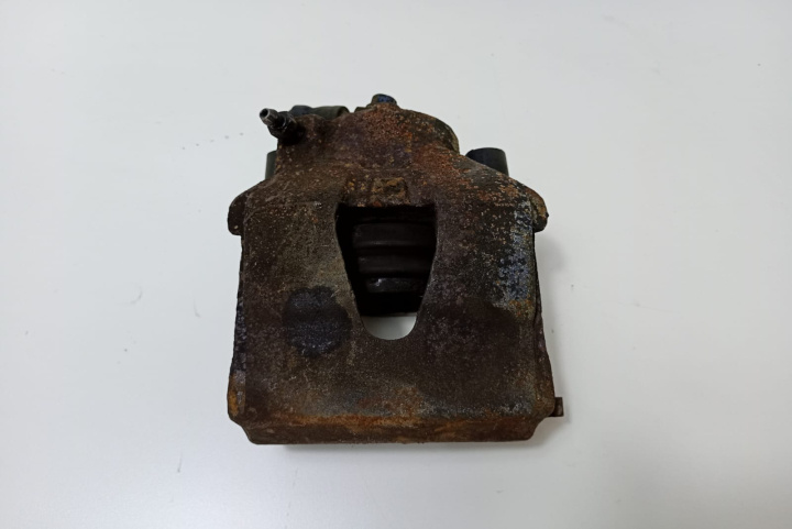 Etrier dreapta fata Volkswagen VW Golf 4 [1997 - 2006]