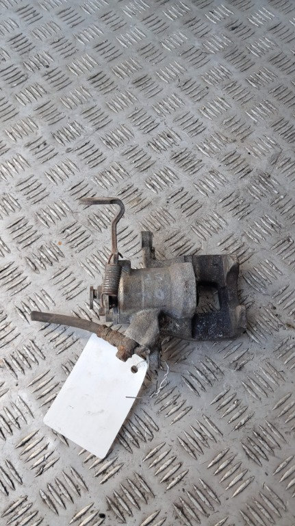 Etrier dreapta spate Mazda 6 GJ SKYACTIV an 2014