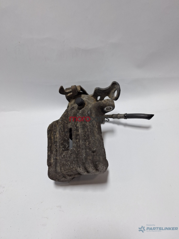 Etrier dreapta spate VOLKSWAGEN PASSAT Variant 3B6 2000 - 2005 1.9 TDI AVF, AWX VAG 4B0406L , 8E0615424