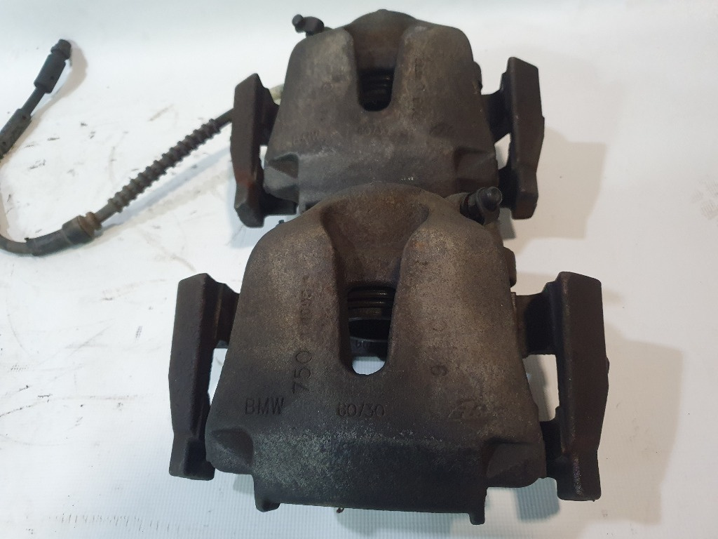 Etrier fata cu suport BMW X5 (F15) 2.0 D 2014
