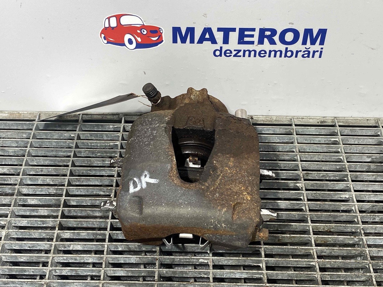 ETRIER FATA DREAPTA AUDI A1 1.0 TFSI - (2010 2014)