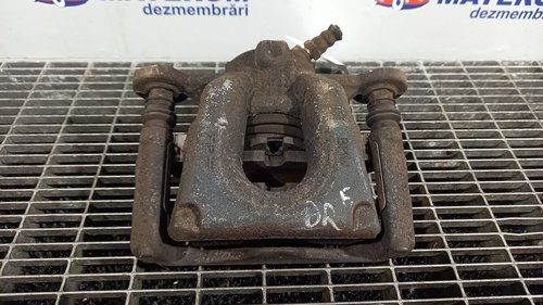 ETRIER FATA DREAPTA BMW SERIA 1 E 81 2.0 D - (2007 2014)