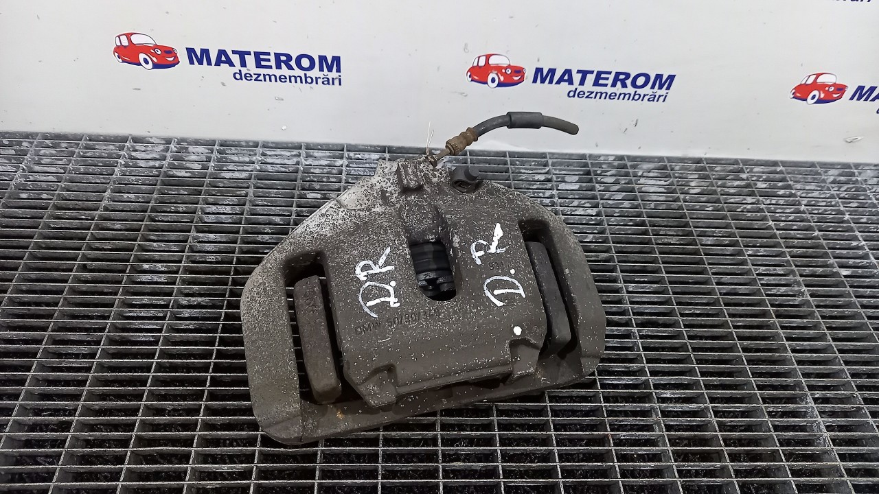 ETRIER FATA DREAPTA BMW SERIA 5 F 10 3.0